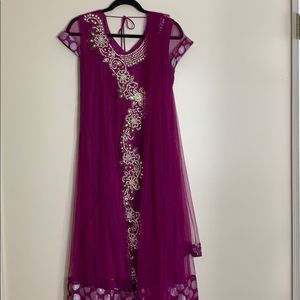 3-Piece Party Wear Chudidhar. Medium.